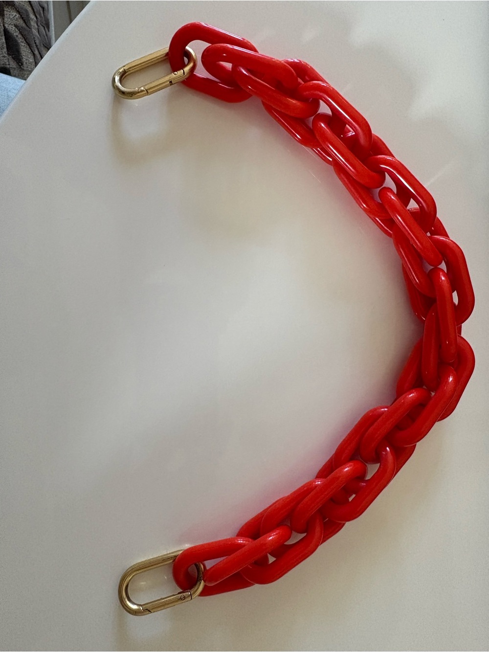 Clare V acrylic shortie purse strap in poppy - Picture 4 of 6
